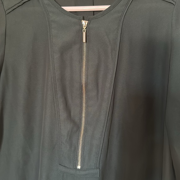 Dynamite Long Sleeve Blouse with Gold Front zipper - Picture 2 of 7